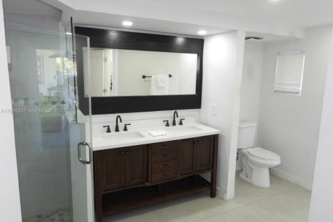Casa en alquiler en Hollywood, Florida, 3 dormitorios, 130.25 m2 № 2058764 - foto 13