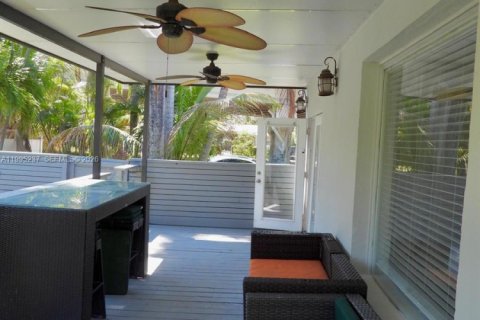 Casa en alquiler en Hollywood, Florida, 3 dormitorios, 130.25 m2 № 2058764 - foto 21