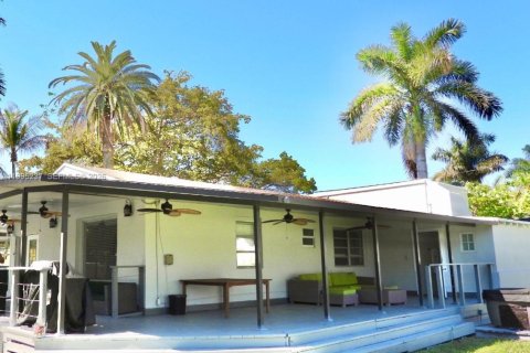 Casa en alquiler en Hollywood, Florida, 3 dormitorios, 130.25 m2 № 2058764 - foto 27