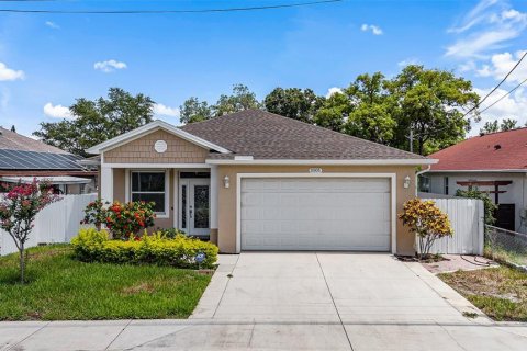 Casa en venta en Tampa, Florida, 3 dormitorios, 139.07 m2 № 1832988 - foto 2