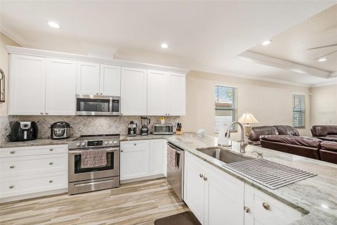 Casa en venta en Tampa, Florida, 3 dormitorios, 139.07 m2 № 1832988 - foto 14