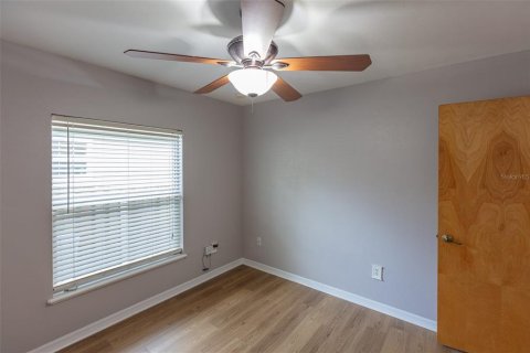 House in Gainesville, Florida 4 bedrooms, 169.27 sq.m. № 1881059 - photo 22