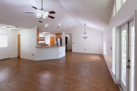 House in Gainesville, Florida 4 bedrooms, 169.27 sq.m. № 1881059 - photo 4