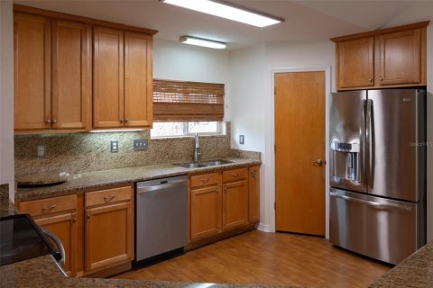 House in Gainesville, Florida 4 bedrooms, 169.27 sq.m. № 1881059 - photo 10