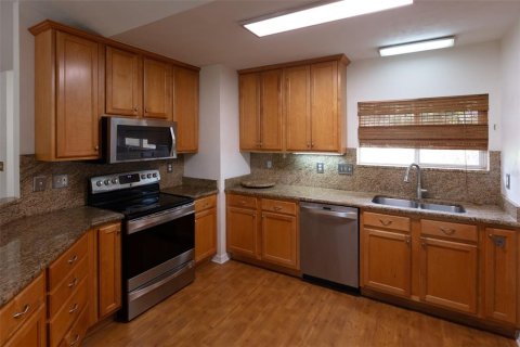 House in Gainesville, Florida 4 bedrooms, 169.27 sq.m. № 1881059 - photo 9