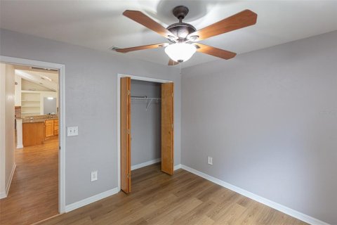 House in Gainesville, Florida 4 bedrooms, 169.27 sq.m. № 1881059 - photo 20