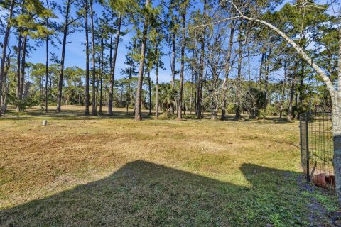 House in Daytona Beach, Florida 3 bedrooms, 155.33 sq.m. № 2155859 - photo 26
