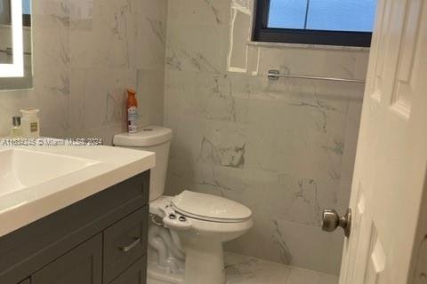 Condominio en venta en Hollywood, Florida, 2 dormitorios, 130.06 m2 № 1811531 - foto 11