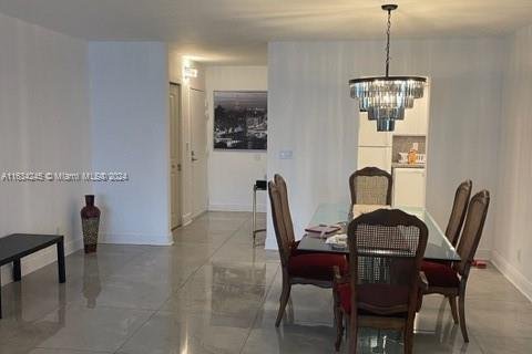 Condominio en venta en Hollywood, Florida, 2 dormitorios, 130.06 m2 № 1811531 - foto 3