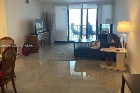 Condominio en venta en Hollywood, Florida, 2 dormitorios, 130.06 m2 № 1811531 - foto 2