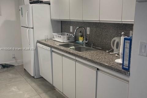 Condominio en venta en Hollywood, Florida, 2 dormitorios, 130.06 m2 № 1811531 - foto 5