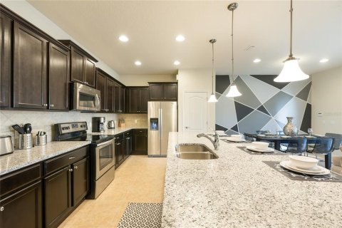 Touwnhouse à vendre à Kissimmee, Floride: 4 chambres, 195.28 m2 № 1344054 - photo 7