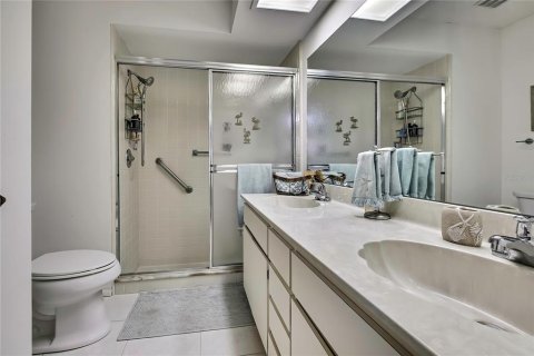 House in Spring Hill, Florida 2 bedrooms, 111.2 sq.m. № 1876211 - photo 7