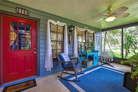 House in Spring Hill, Florida 2 bedrooms, 111.2 sq.m. № 1876211 - photo 18
