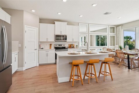 House in Ocala, Florida 4 bedrooms, 256.04 sq.m. № 2197817 - photo 5