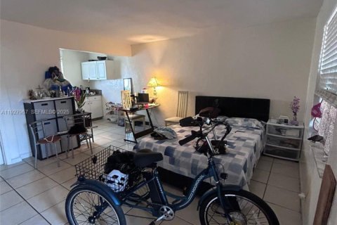 Propiedad comercial en venta en Miramar, Florida, 340.95 m2 № 1993392 - foto 16