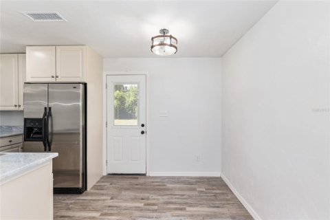 House in Gainesville, Florida 3 bedrooms, 89.19 sq.m. № 1853055 - photo 8