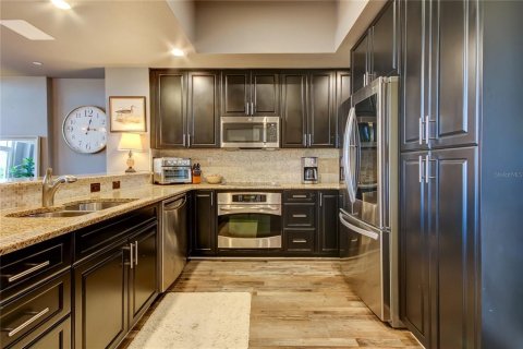 Copropriété à vendre à Clearwater, Floride: 2 chambres, 136.75 m2 № 2405742 - photo 17