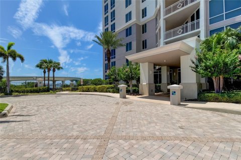Condo à Clearwater, Floride, 2 chambres  № 2405742
