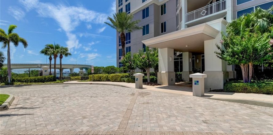 Condo à Clearwater, Floride, 2 chambres  № 2405742