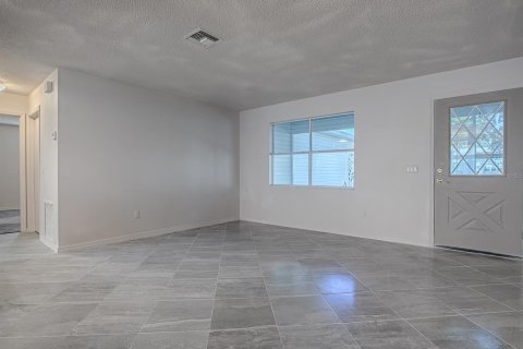 Villa ou maison à vendre à The Villages, Floride: 2 chambres, 128.48 m2 № 1624939 - photo 6