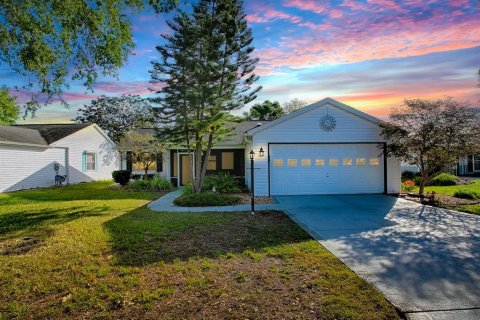 Villa ou maison à vendre à The Villages, Floride: 2 chambres, 128.48 m2 № 1624939 - photo 1