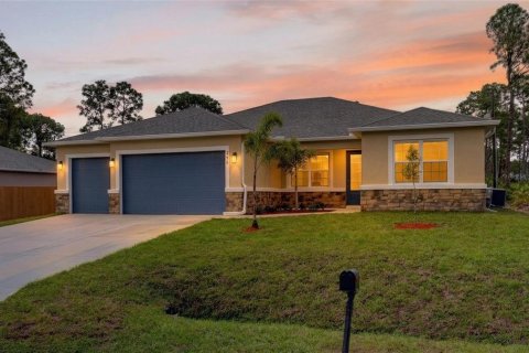 Villa ou maison à Palm Bay, Floride 4 chambres, 207.54 m2 № 2100934