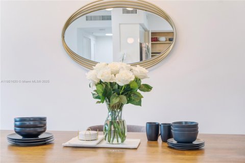 Condominio en venta en Miami Beach, Florida, 1 dormitorio, 73.21 m2 № 2082748 - foto 4