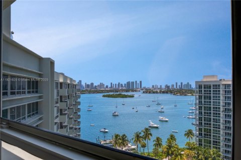 Condominio en venta en Miami Beach, Florida, 1 dormitorio, 73.21 m2 № 2082748 - foto 15
