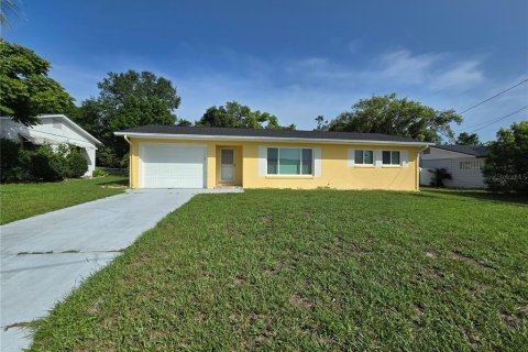 Villa ou maison à vendre à DeBary, Floride: 3 chambres, 86.96 m2 № 1904984 - photo 1