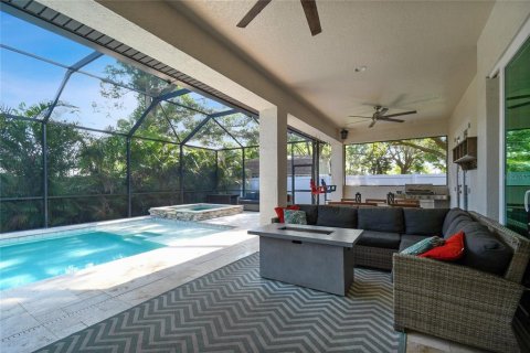 Villa ou maison à louer à Tampa, Floride: 6 chambres, 408.21 m2 № 2101217 - photo 8
