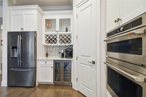 Villa ou maison à louer à Tampa, Floride: 6 chambres, 408.21 m2 № 2101217 - photo 25