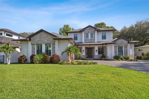 Villa ou maison à louer à Tampa, Floride: 6 chambres, 408.21 m2 № 2101217 - photo 2
