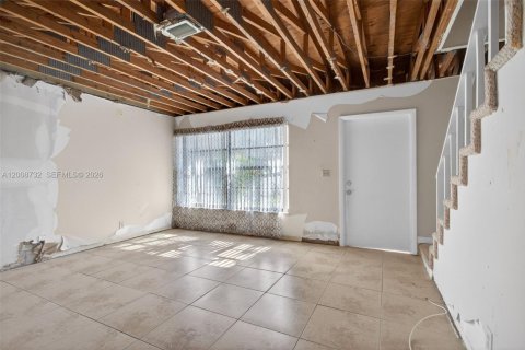 Adosado en venta en Coral Springs, Florida, 2 dormitorios, 124.77 m2 № 2074604 - foto 8