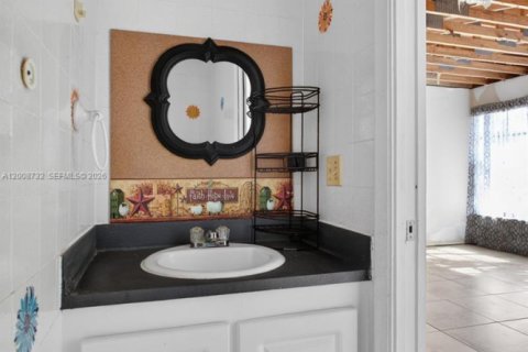 Adosado en venta en Coral Springs, Florida, 2 dormitorios, 124.77 m2 № 2074604 - foto 7