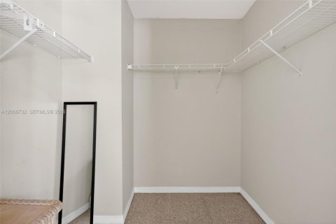 Adosado en venta en Coral Springs, Florida, 2 dormitorios, 124.77 m2 № 2074604 - foto 24