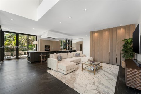 Купить виллу или дом в Пайнкрест, Флорида 7 спален, 563.45м2, № 2052129 - фото 9