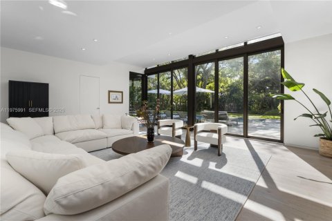 Купить виллу или дом в Пайнкрест, Флорида 7 спален, 563.45м2, № 2052129 - фото 6