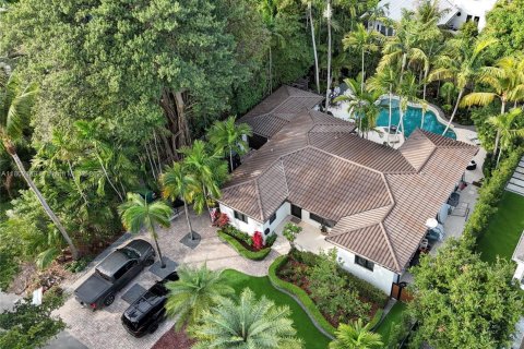 House in Miami, Florida 3 bedrooms, 144.46 sq.m. № 1685854 - photo 1