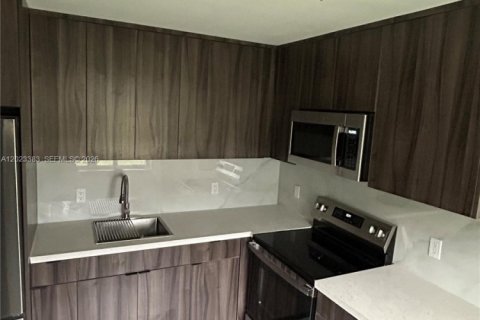 Immobilier commercial à vendre à Dania Beach, Floride: 160.54 m2 № 2257168 - photo 7