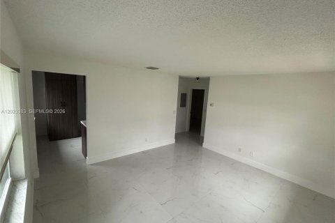 Immobilier commercial à vendre à Dania Beach, Floride: 160.54 m2 № 2257168 - photo 5