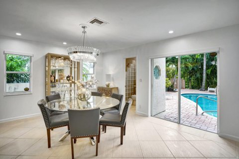 House in Boca Raton, Florida 4 bedrooms, 222.41 sq.m. № 2083829 - photo 11