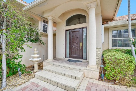 House in Boca Raton, Florida 4 bedrooms, 222.41 sq.m. № 2083829 - photo 5