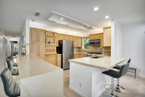 House in Boca Raton, Florida 4 bedrooms, 222.41 sq.m. № 2083829 - photo 16