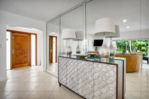 House in Boca Raton, Florida 4 bedrooms, 222.41 sq.m. № 2083829 - photo 6