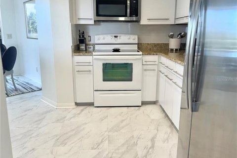 Appartement à louer à Gulfport, Floride: 2 chambres, 137.12 m2 № 2109663 - photo 20