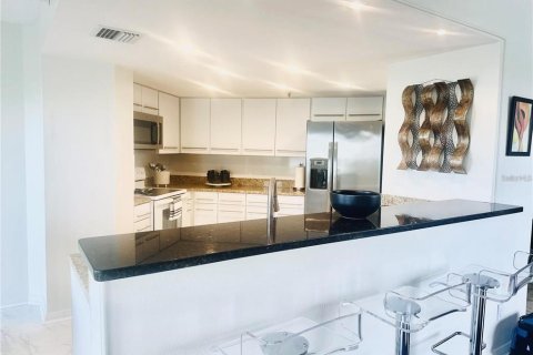 Appartement à louer à Gulfport, Floride: 2 chambres, 137.12 m2 № 2109663 - photo 18