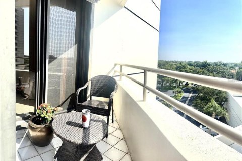 Appartement à louer à Gulfport, Floride: 2 chambres, 137.12 m2 № 2109663 - photo 10