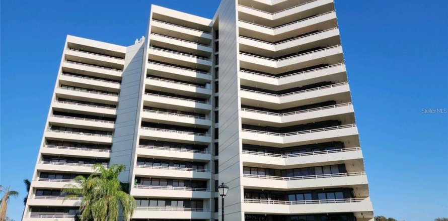 Appartement à Gulfport, Floride 2 chambres, 137.12 m2 № 2109663