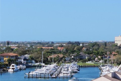 Appartement à louer à Gulfport, Floride: 2 chambres, 137.12 m2 № 2109663 - photo 3